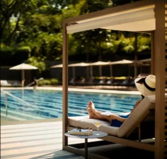 The Ritz-Carlton 4